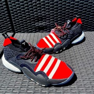 Adidas Trae Young Basketball shoes size 10 men